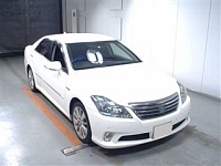 TOYOTA CROWN HYBRID